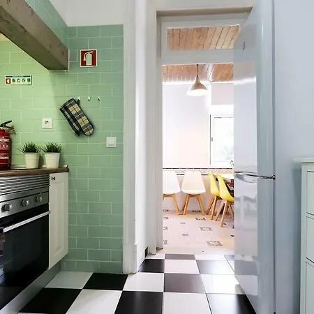 Apartment Marques De Pombal Stylish By Homing Lisbon